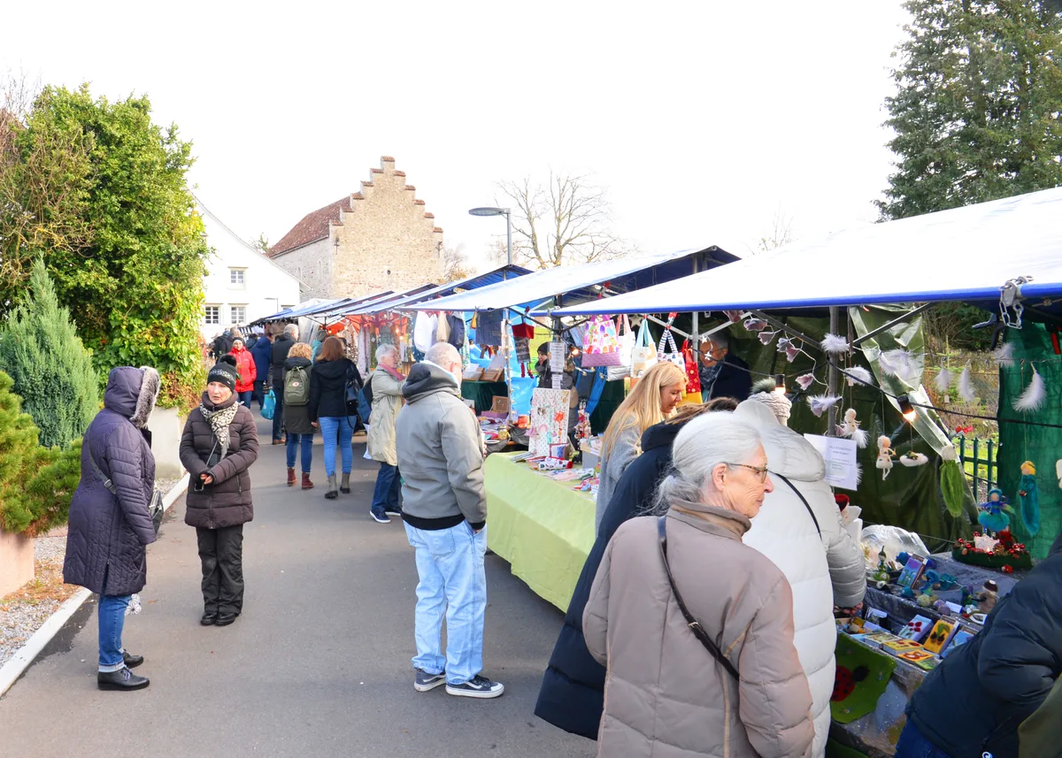 Impressionen vom Adventsmarkt im Gfenn. 